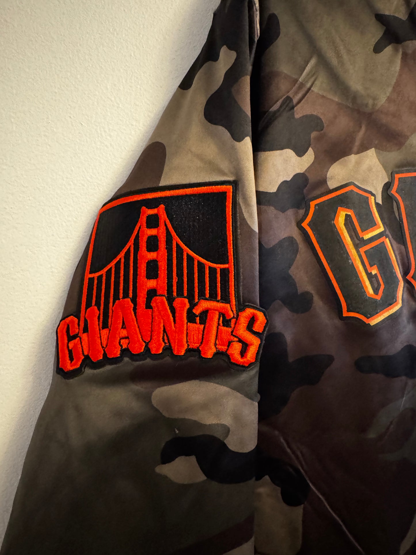 CHAMARRA PRO STANDARD SAN FRANCISCO GIANTS